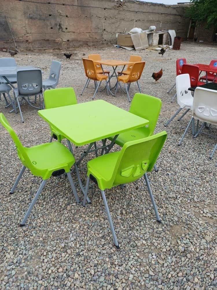 میز و صندلی ناهارخوری غذاخوری پلاستیکی طرح ناصر|میز و صندلی غذاخوری|رودبار, |دیوار