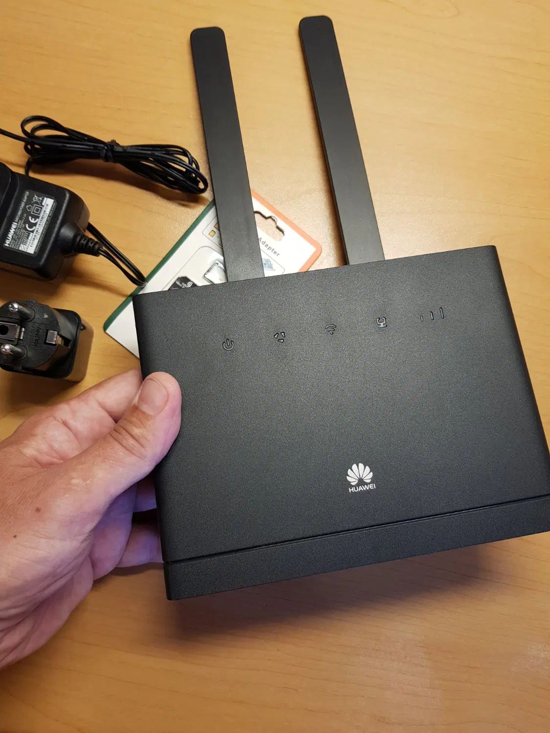مودم روتر سیم کارتی WiFi 4G LTE هوآوی Huawei|مودم و تجهیزات شبکه|تهران, امیرآباد|دیوار