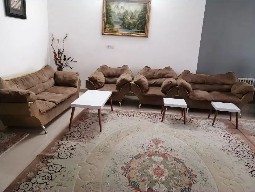 مبل راحتی 7نفره و مبل سلطنتی کلاسیک 9نفره|مبلمان خانگی و میز عسلی|مشهد, رضاشهر|دیوار