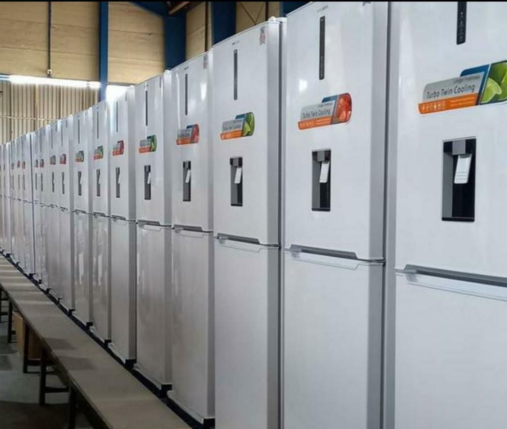 یخچال فریزر طرح بکو موتور اصلی nofrost|یخچال و فریزر|شیراز, دارالرحمه|دیوار