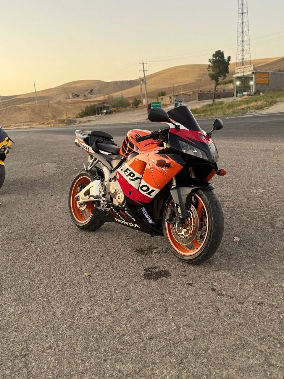 cbr 600 سی بی ار۱۳۰۰ CBموتور سنگین 400رپسول معاوضه|موتورسیکلت|قیدار, |دیوار