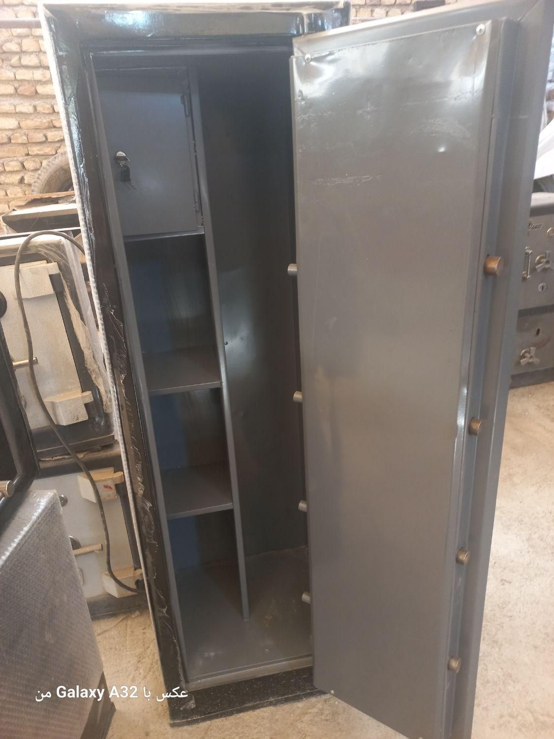 گاوصندوق ایران کاوه اصل|ابزارآلات|اصفهان, هفتون|دیوار