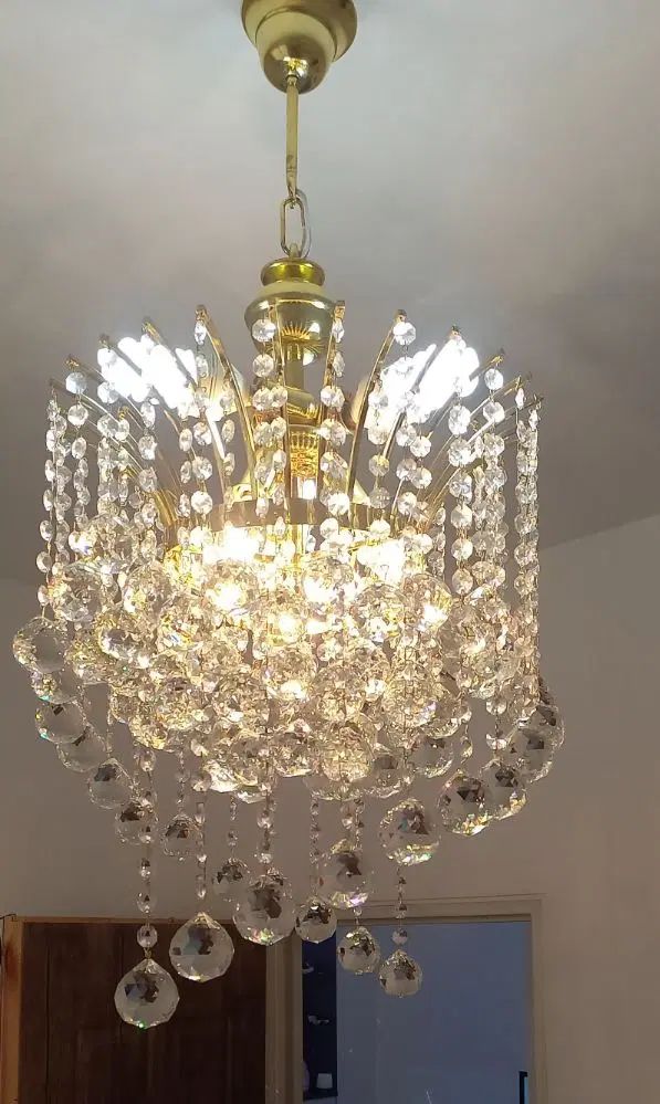 دو عدد لوستر کریستالی|لوستر و چراغ آویز|کرج, باغستان|دیوار