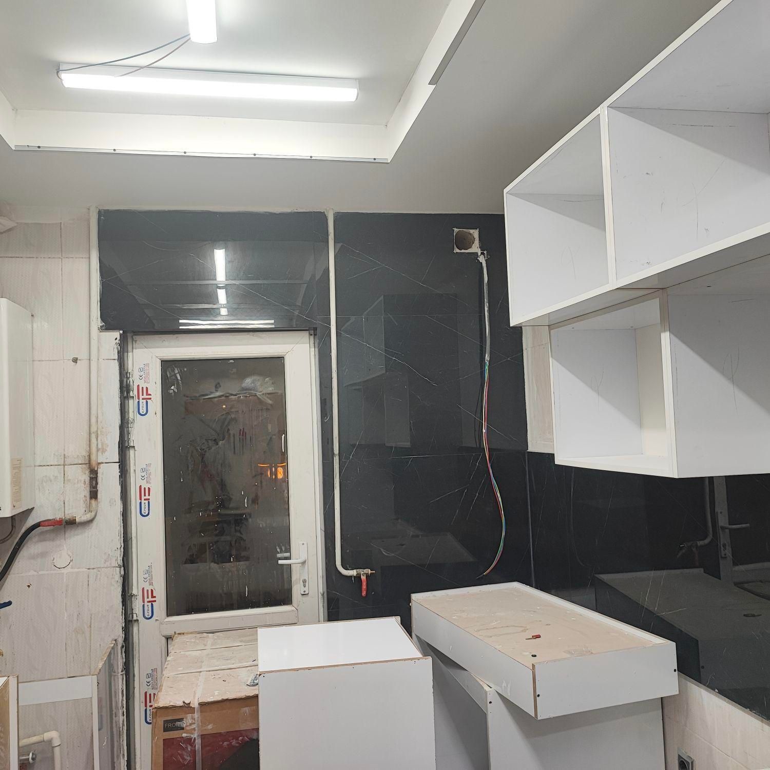 کاشی کاری .سنگ کاری .سرامیک .30سال سابقه|خدمات پیشه و مهارت|پرند, فاز ۶|دیوار