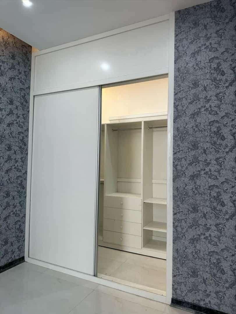 نصاب کابینت وکمد دیواری(طراحی ساخت واجرا)|خدمات پیشه و مهارت|ماهدشت, |دیوار