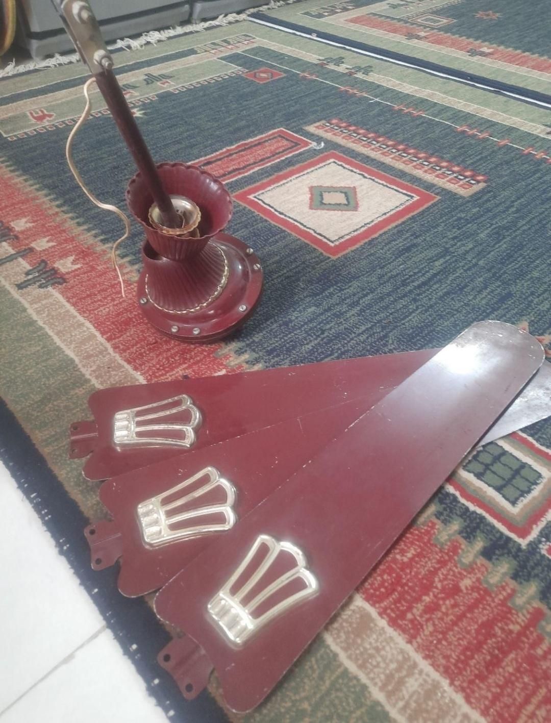 ۲ عدد پنکه|پنکه و تصفیه‌کنندهٔ هوا|فردیس, |دیوار