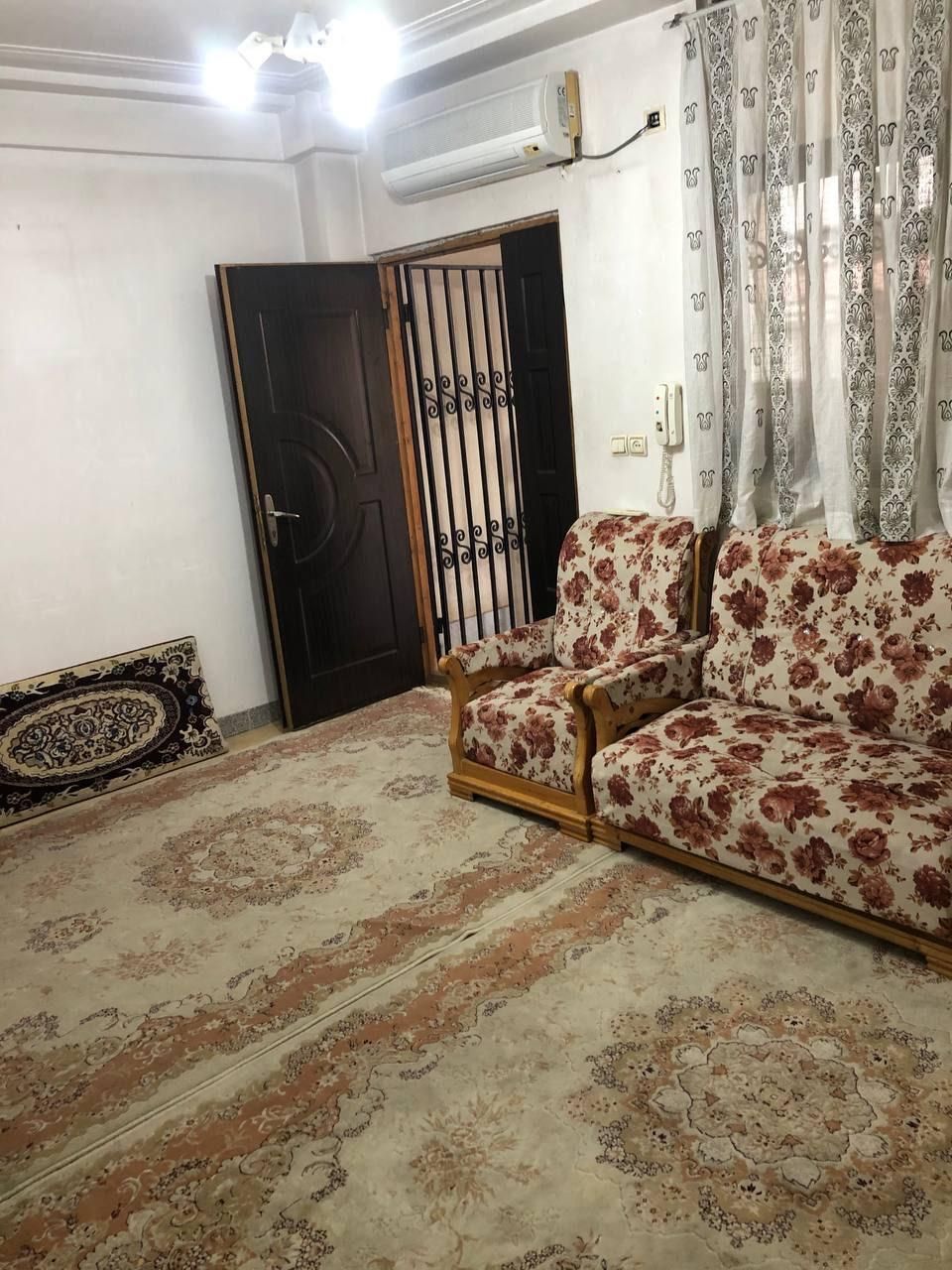 اجاره روزانه سوییت ویلا  پارکینگدار مرکز شهر|اجارهٔ کوتاه‌مدت آپارتمان و سوئیت|لاهیجان, طالقانی|دیوار