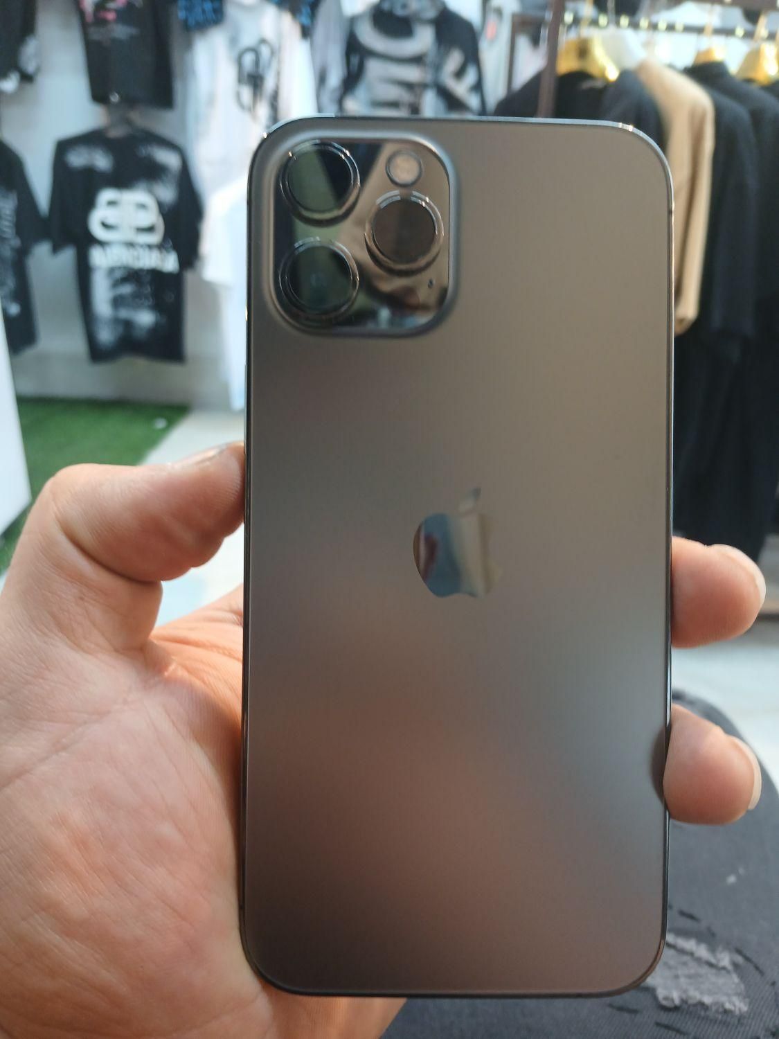 اپل iPhone 12 Pro Max با حافظهٔ ۲۵۶ گیگابایت|موبایل|نسیم‌شهر, |دیوار