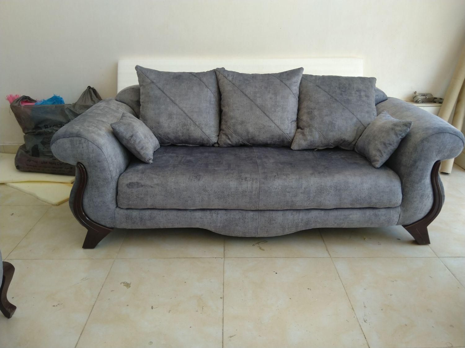 مبل تعمیر نوسازی تعویض پارچه بهادری|خدمات پیشه و مهارت|صدرا-فارس, باغشهر گلبهار صدرا|دیوار