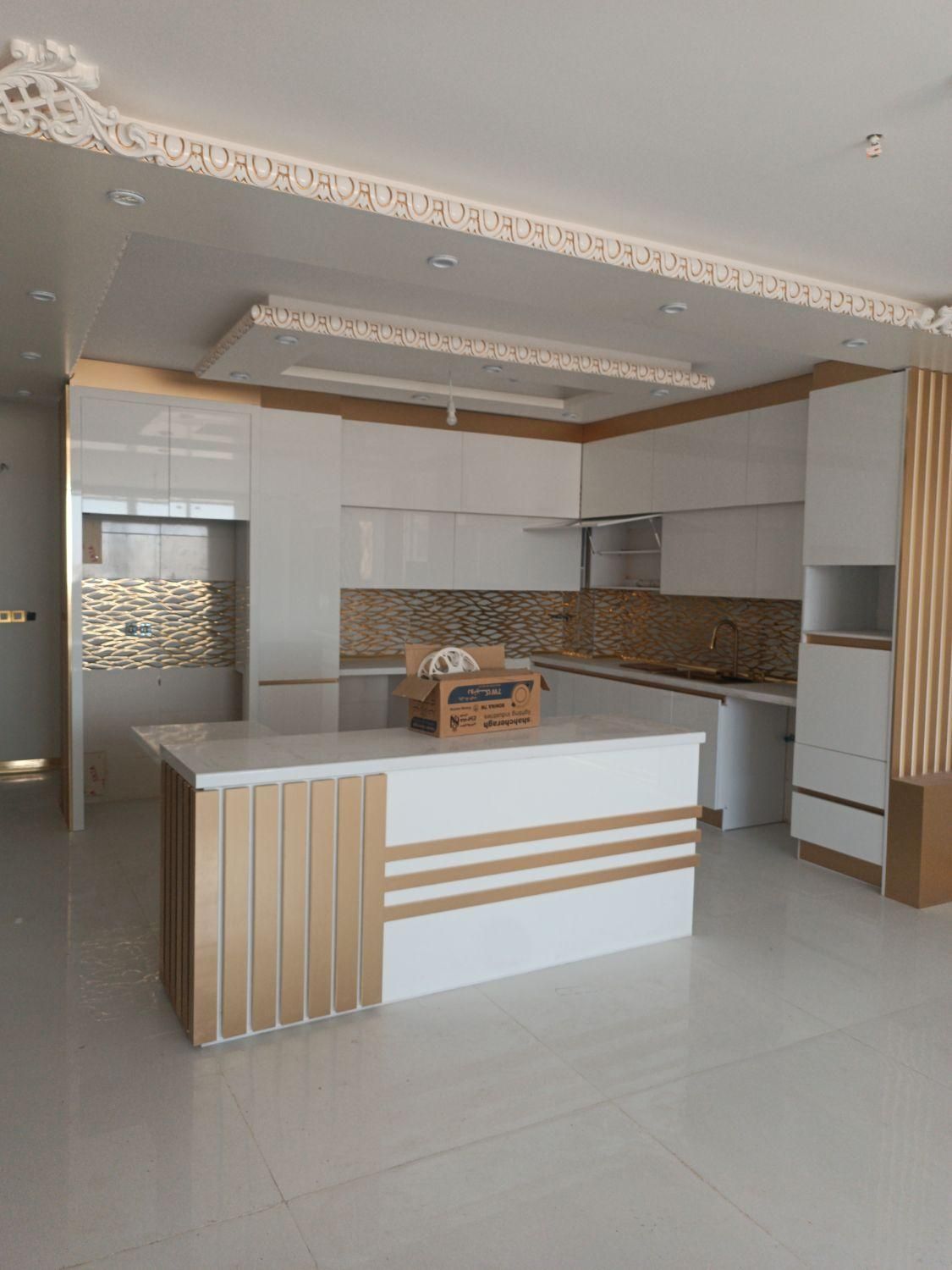 آپارتمان ۱۰۷متری/دو بر نور/کوثر /لیمجیر/کد۱۶۳۳|فروش آپارتمان|اصفهان, رسالت|دیوار