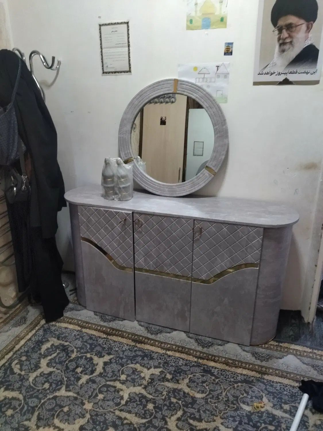 آیینه کنسول نو|مبلمان خانگی و میز عسلی|مشهد, شهید معقول|دیوار