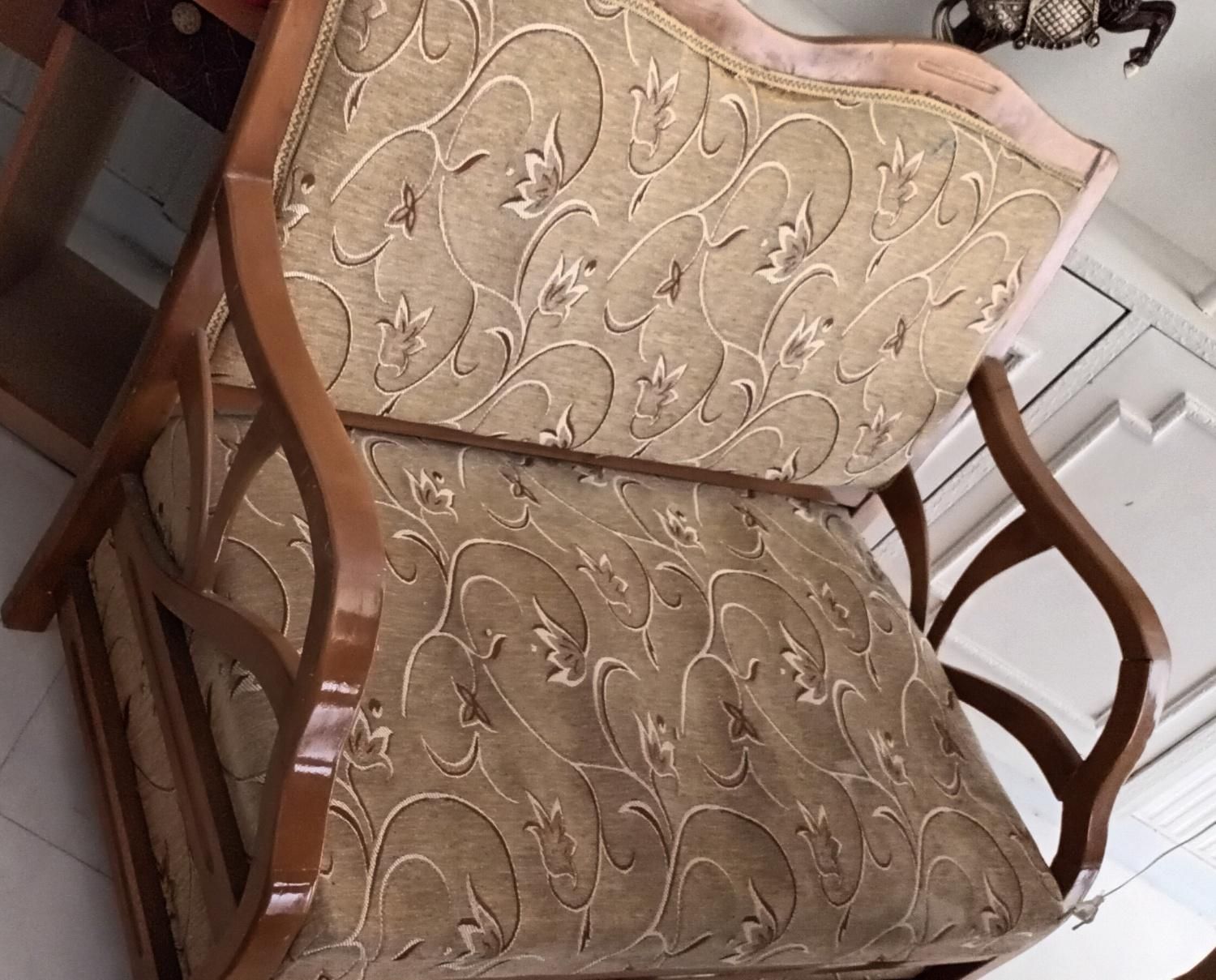 مبلمان دسته چوبی ۸ نفره|مبلمان خانگی و میز عسلی|اصفهان, ارزنان|دیوار
