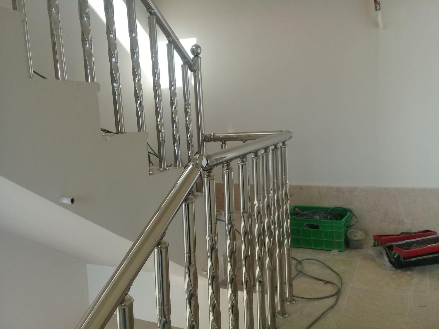 نرده و حفاظ استیل|خدمات پیشه و مهارت|مشهد, کلاهدوز|دیوار