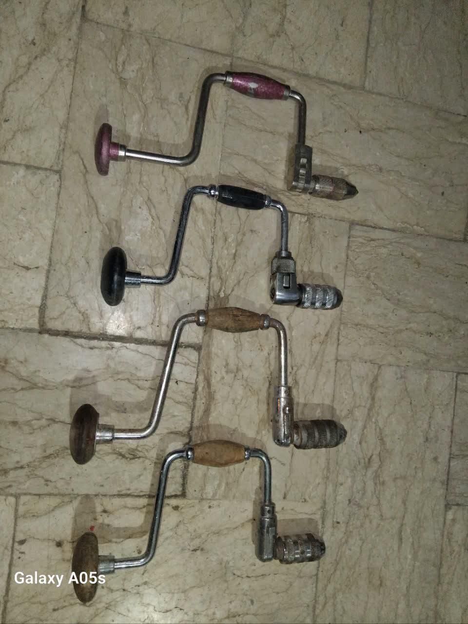 درل قدیمی درل هندلی فردنگی لهستان آبیاری قطره ای|کلکسیون اشیاء عتیقه|اصفهان, خلیل آباد|دیوار
