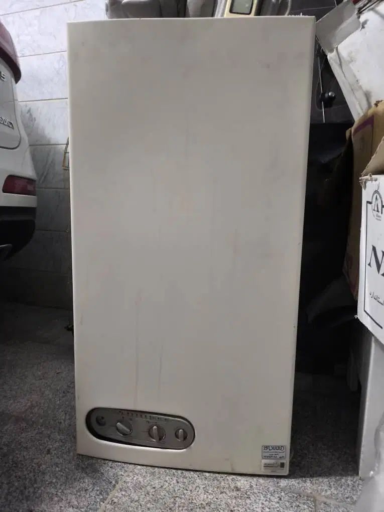 پکیج ایران رادیاتور b24ff|آبگرمکن، پکیج، شوفاژ|تهران, سبلان (لشگر)|دیوار