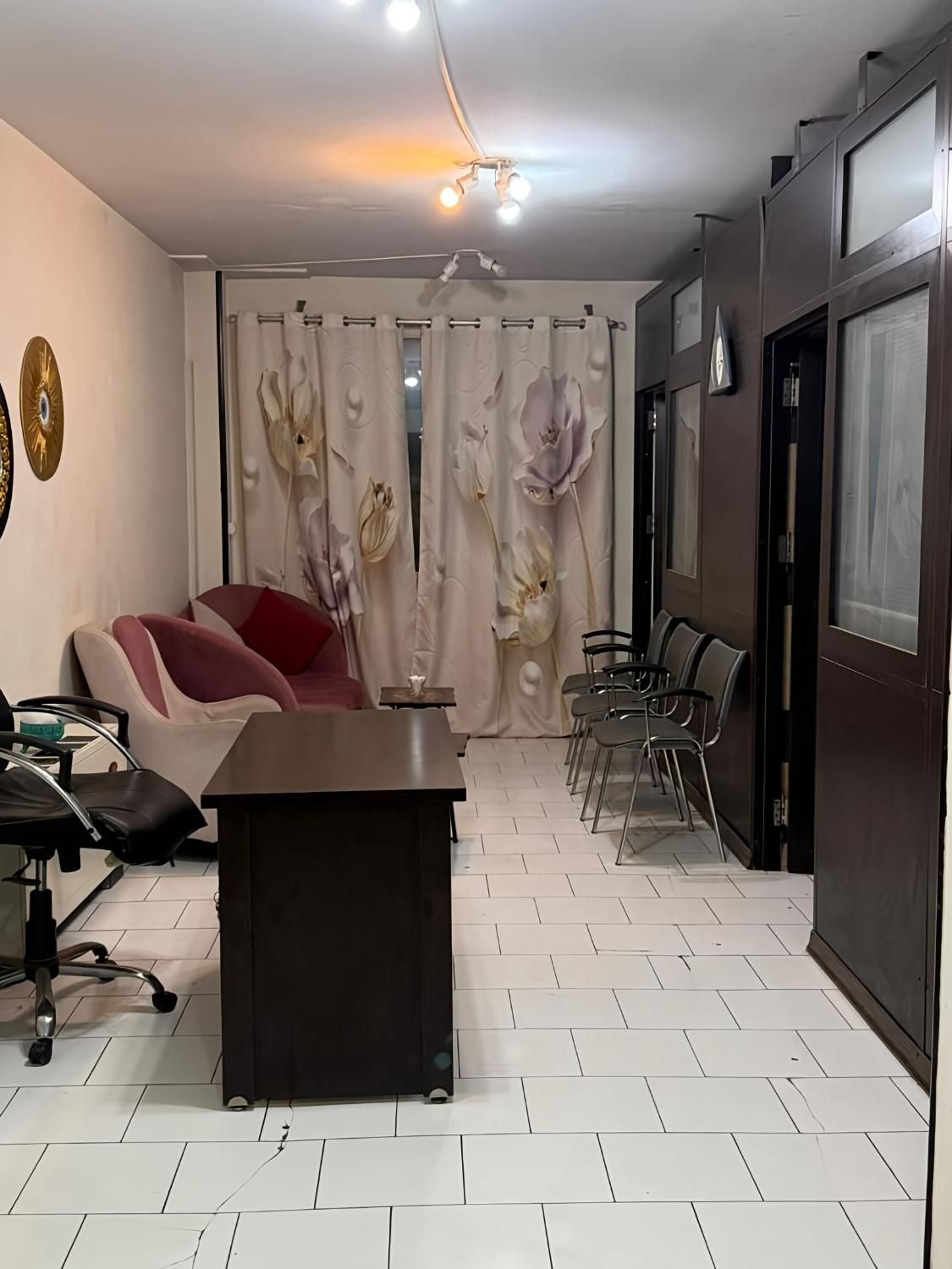 اجاره اتاق جهت مطب یا دفتر|اجارهٔ دفتر کار، اتاق اداری، مطب|تهران, آسمان|دیوار