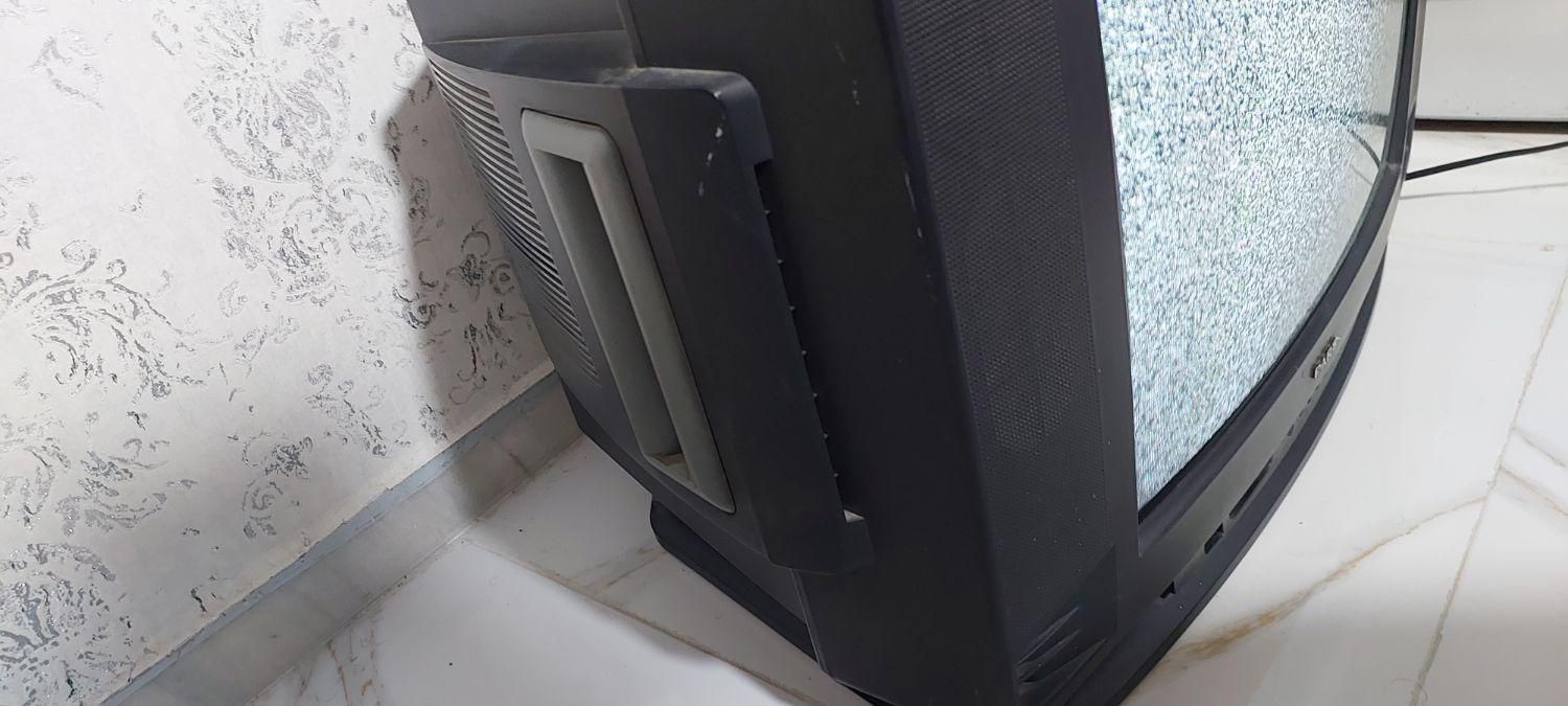 تلویزیون ۲۱ اینچ پارس|تلویزیون و پروژکتور|شاهین دژ, |دیوار