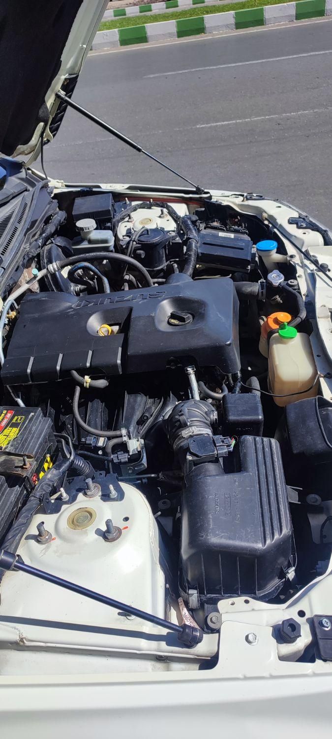 سوزوکی گرند ویتارا مونتاژ دنده‌ای 2000cc، مدل ۱۳۸۸|خودرو سواری و وانت|مشهد, وکیل‌آباد|دیوار