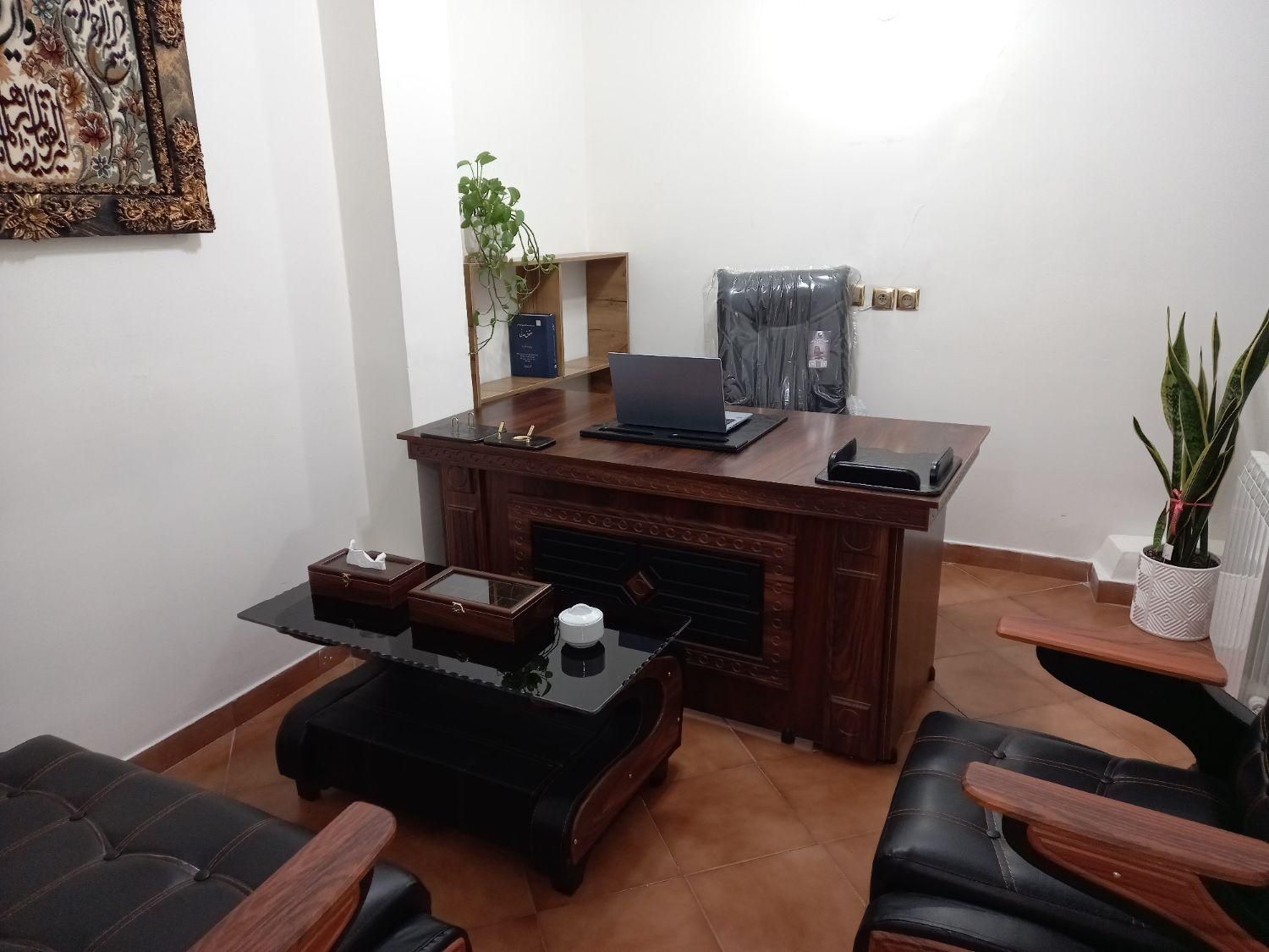 اجاره ساعتی و ماهانه دفتر کار وکالت ،مهندسی ،مشاور|اجارهٔ کوتاه‌مدت دفتر کار و فضای آموزشی|تهران, سهروردی|دیوار
