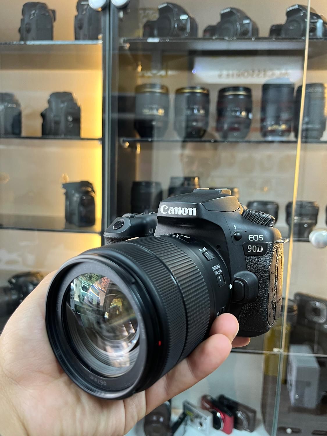 دوربین Canon 90D+18-135 USM|دوربین عکاسی و فیلم‌برداری|کرج, حیدرآباد|دیوار