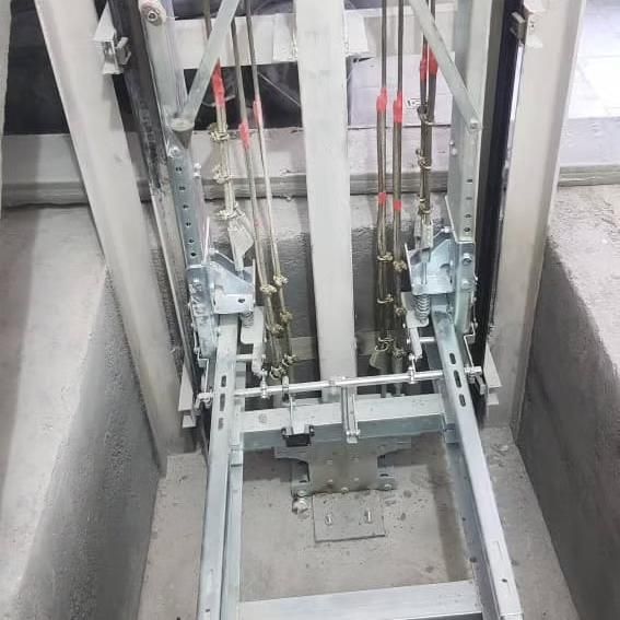 نصب و راه‌اندازی آسانسور با اقساط بلندمدت|خدمات پیشه و مهارت|مبارکه, |دیوار