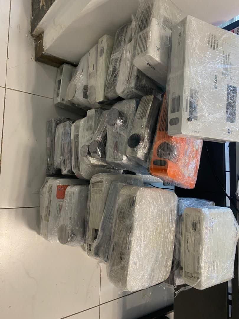 هوشمند سازی مدارس و فروش دیتا پرژکتور epson|تلویزیون و پروژکتور|اندیشه, اندیشه فاز ۱|دیوار