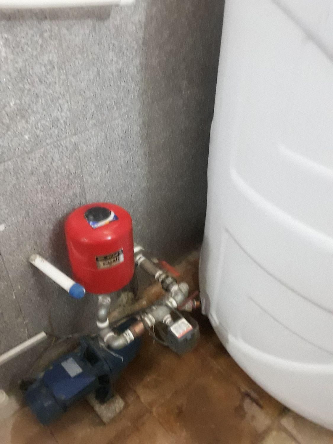 نصب وتعمیرانواع پمپ آب وکفکش|خدمات پیشه و مهارت|همدان, |دیوار