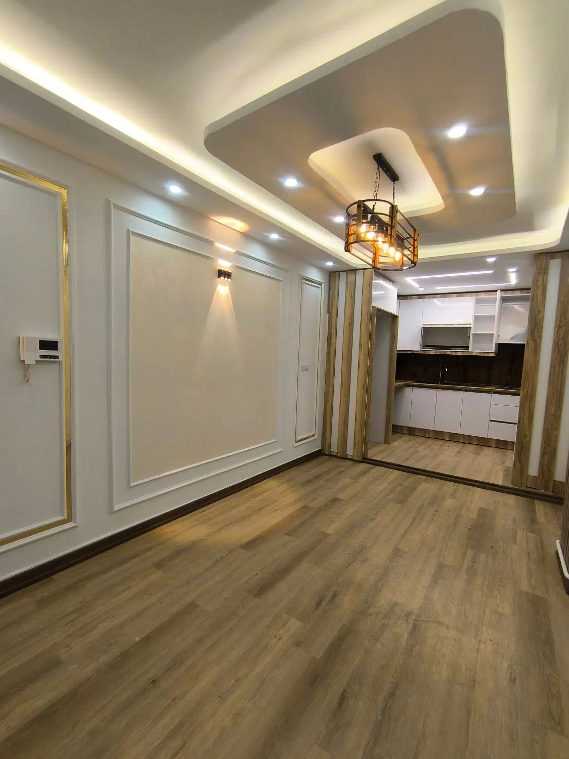 40متنری/طبقه اول /روبه نما/کم واحد تاپ لوکیشن|فروش آپارتمان|تهران, تهرانسر مرکزی|دیوار