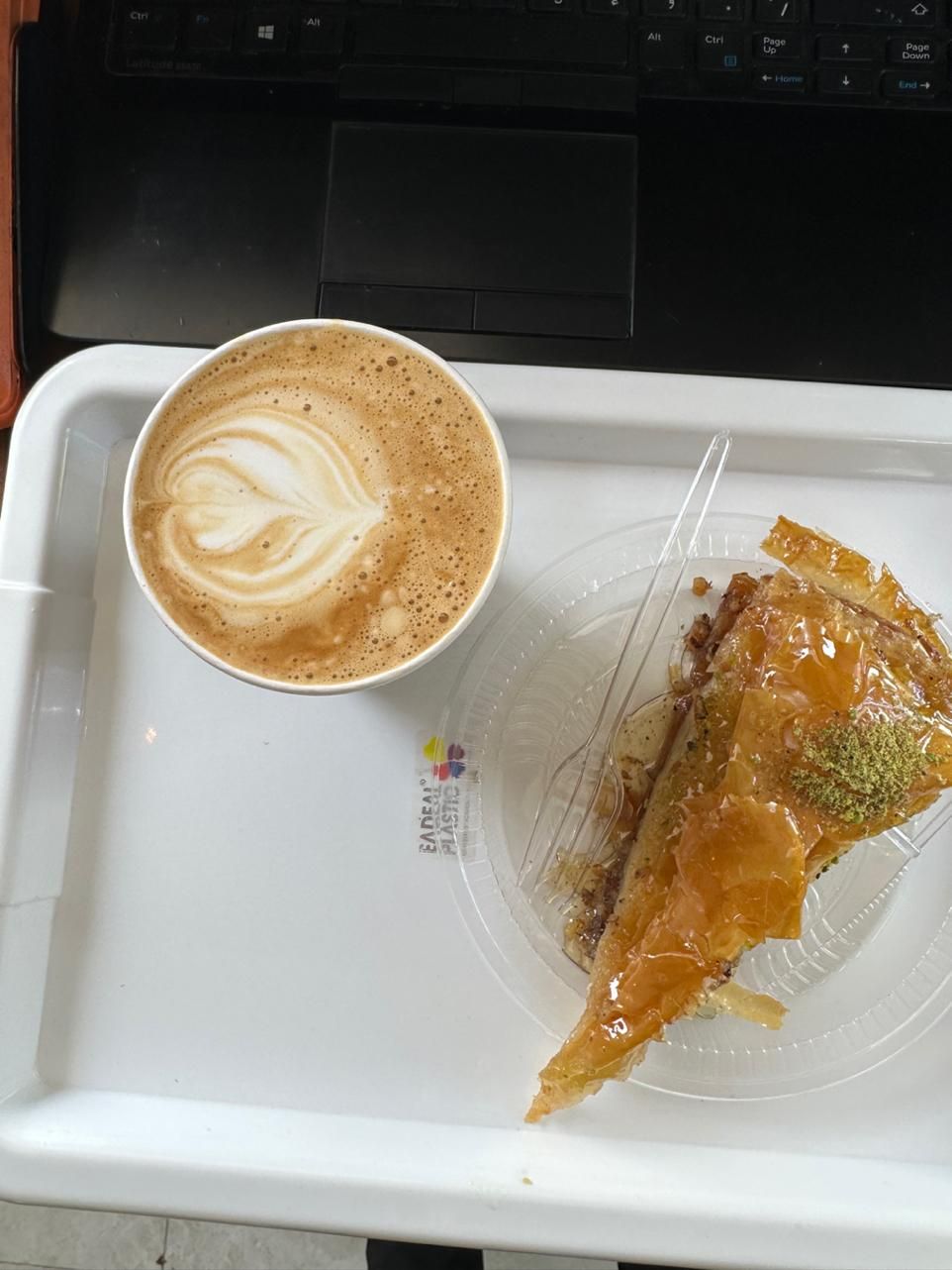 چند نیرو کار در ابمیوه بستنی|استخدام خدمات فروشگاه و رستوران|هشتگرد, هشتگرد قدیم|دیوار