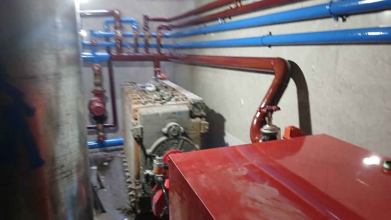 ساخت استخر نصب موتور خانه استخر و جکوزی تاسیسات|خدمات پیشه و مهارت|آبیک, |دیوار