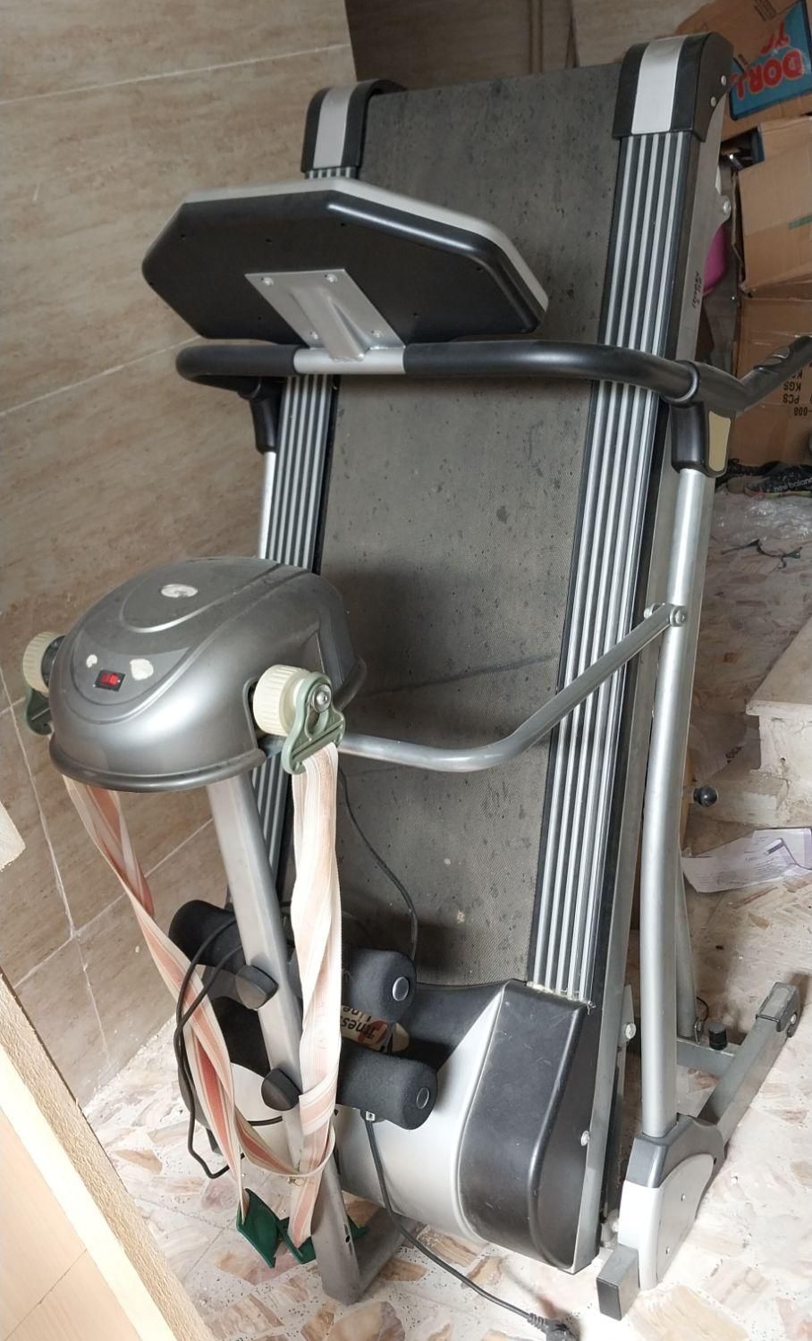 تردمیل نو .به خاطر کمبود جا میخوام بفروشم|تجهیزات ورزشی|تولم شهر, |دیوار