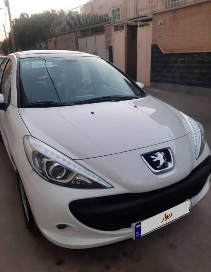 پژو207i(دندهای/سقف پانا/صفر خشک تحویل آنی|خودرو سواری و وانت|تهران, صادقیه|دیوار