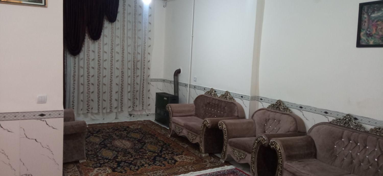سوییت ۱۵۰متری پارکینگ دارنبش آثارباستانی طاقبستان|اجارهٔ کوتاه‌مدت آپارتمان و سوئیت|کرمانشاه, |دیوار