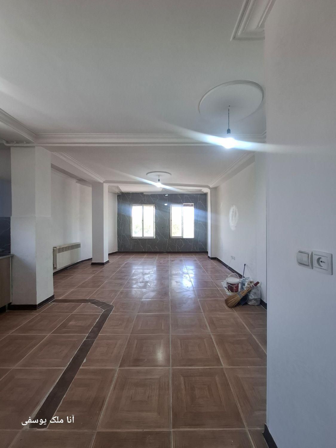 آپارتمان85مترطبقه4باآسانسورپارکینگ سنددار(آناملک)|فروش آپارتمان|خشکبیجار, |دیوار
