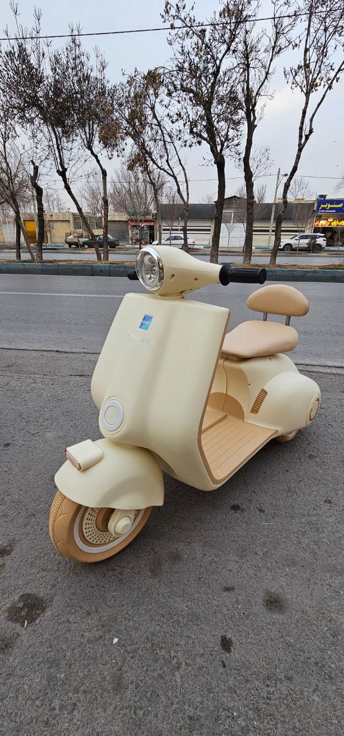 ماشین موتور شارژی پاستیل وسپا 48 ماهه چکی بخر|اسباب و اثاث بچه|اصفهان, ناژوان|دیوار