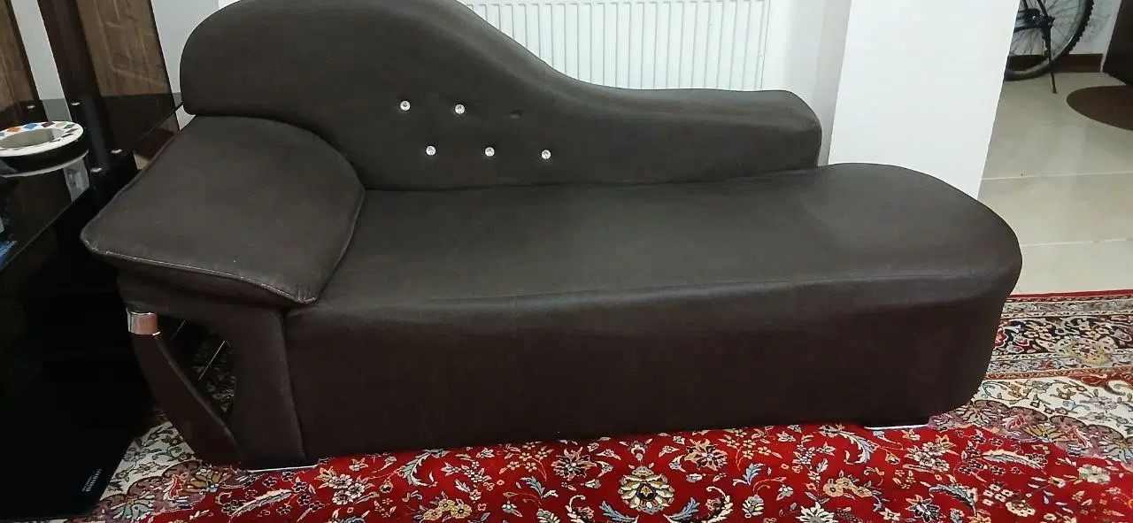 مبلمان باجلو مبلی وعسلی ومیز تلویزیون شیشه ای|مبلمان خانگی و میز عسلی|بجنورد, |دیوار