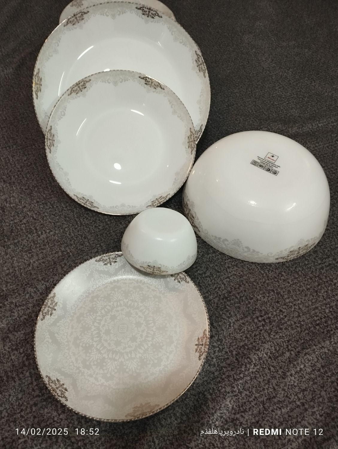 سرویس غذاخوری 18 نفره|ظروف سرو و پذیرایی|تهران, تهرانپارس شرقی|دیوار