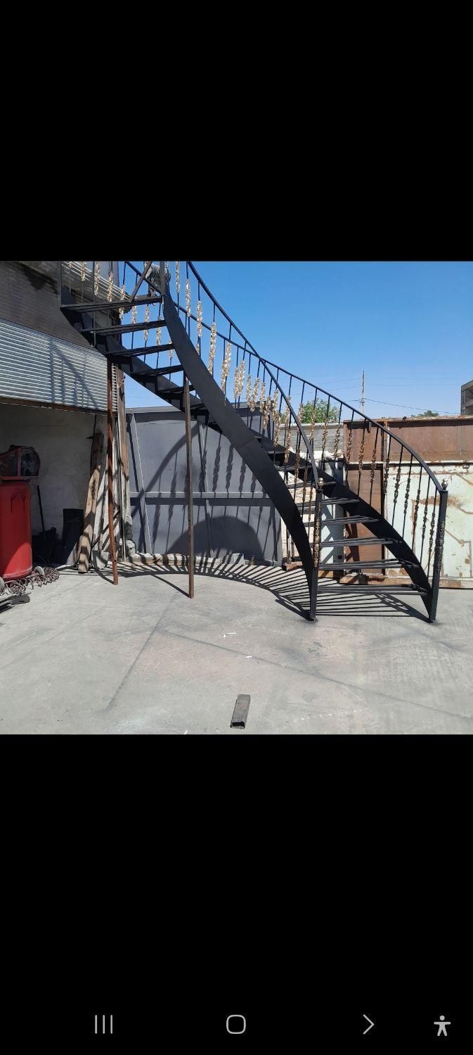 نرده  پله های دوبلکس  خم گرد و دکوراتیو|خدمات پیشه و مهارت|کرمانشاه, |دیوار