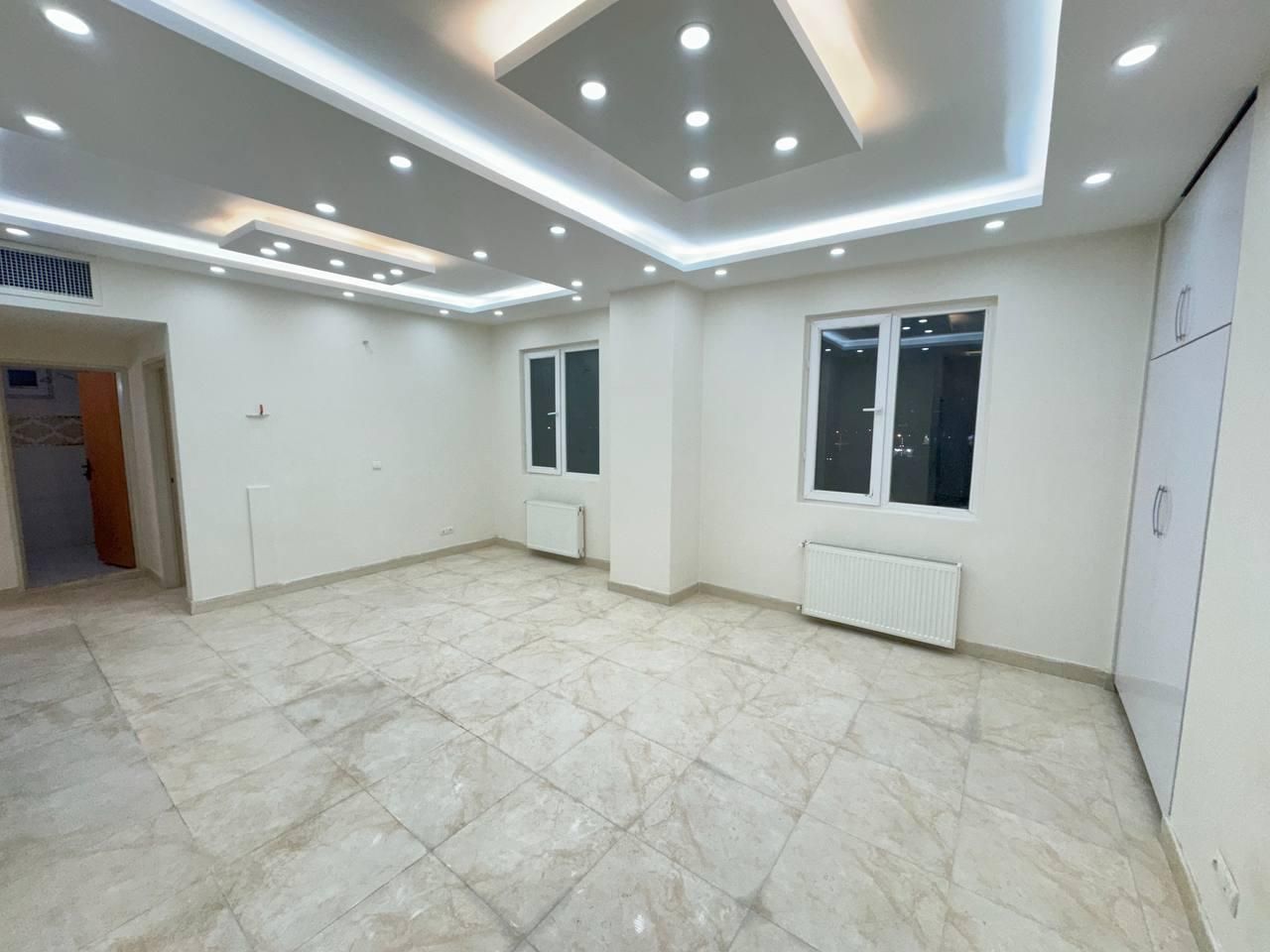ابریشم گلستان/ ۹۰ متری/ پارکینگ مسقف / برق اضطراری|فروش آپارتمان|چهارباغ, |دیوار