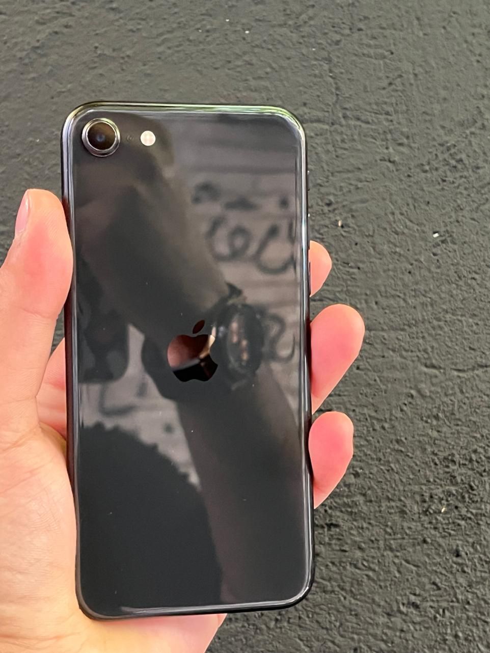 اپل  iPhone SE 2020 با حافظهٔ 128|موبایل|کرج, گوهردشت|دیوار