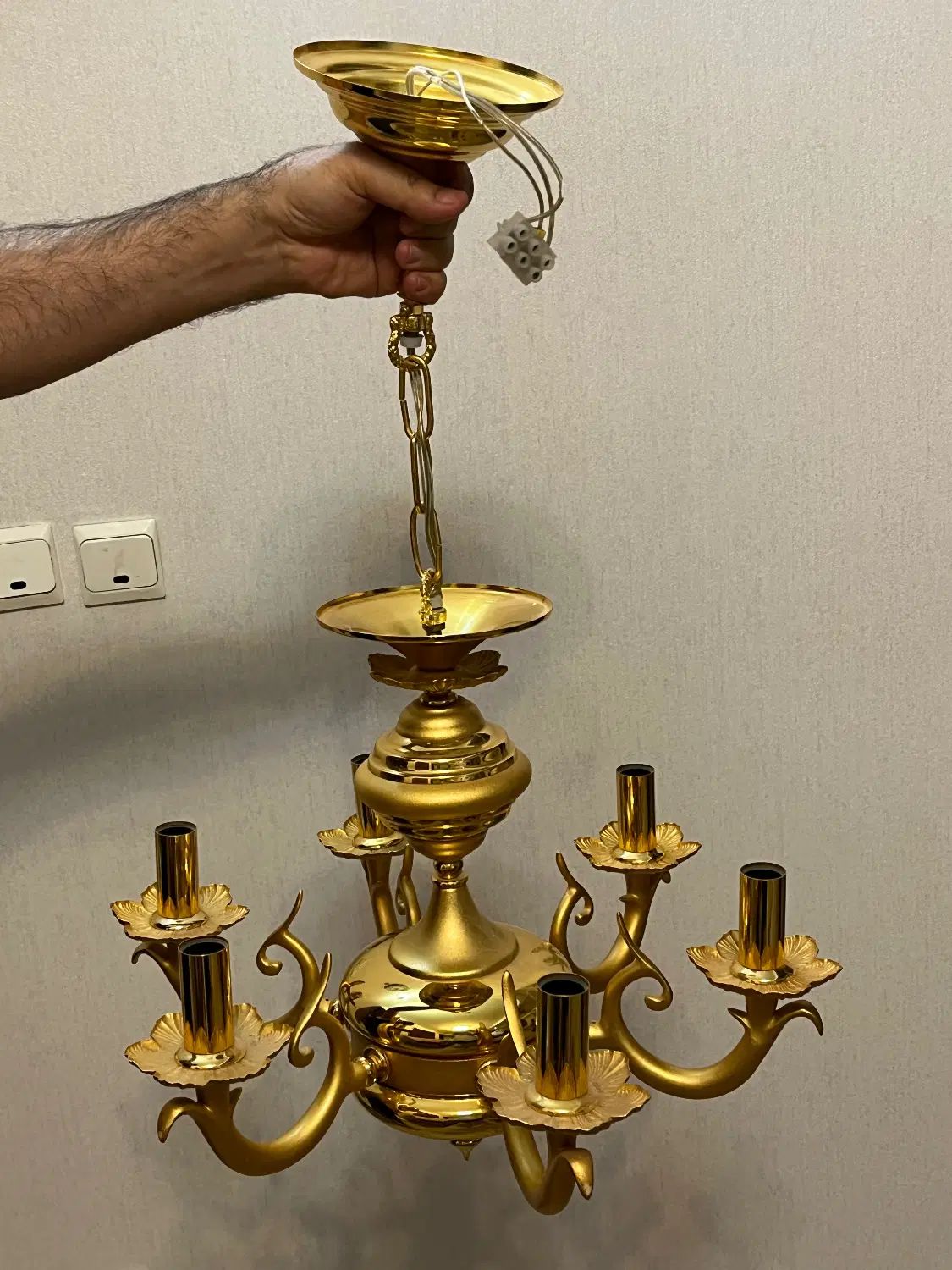 لوستر شش شاخه نورسازان|لوستر و چراغ آویز|اصفهان, جلفا|دیوار