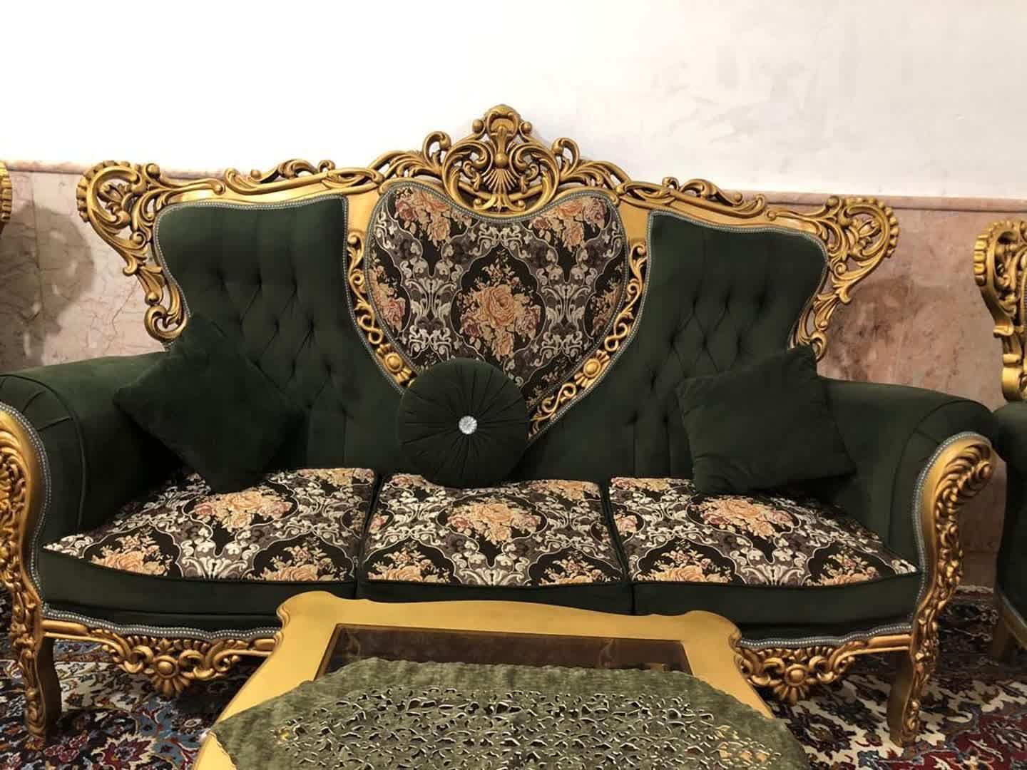 مبل تمام منبتکاری (۹ نفره) به همرا جلو مبلی و عسلی|مبلمان خانگی و میز عسلی|مشهد, کشاورز|دیوار
