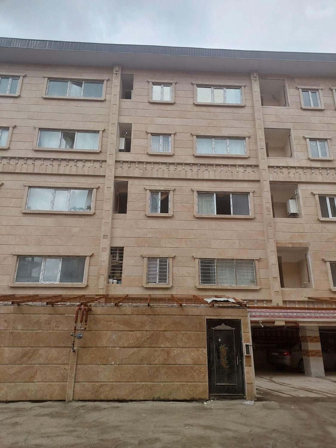 واحد ۷۵متری سنددار در توشیبا باهنر دلدار پیام نور|فروش آپارتمان|رشت, باهنر|دیوار