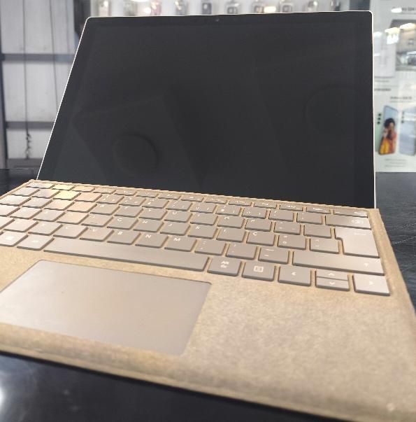 Surface pro 7plusبا کیبرد و قلم|رایانه همراه|کرج, عظیمیه|دیوار
