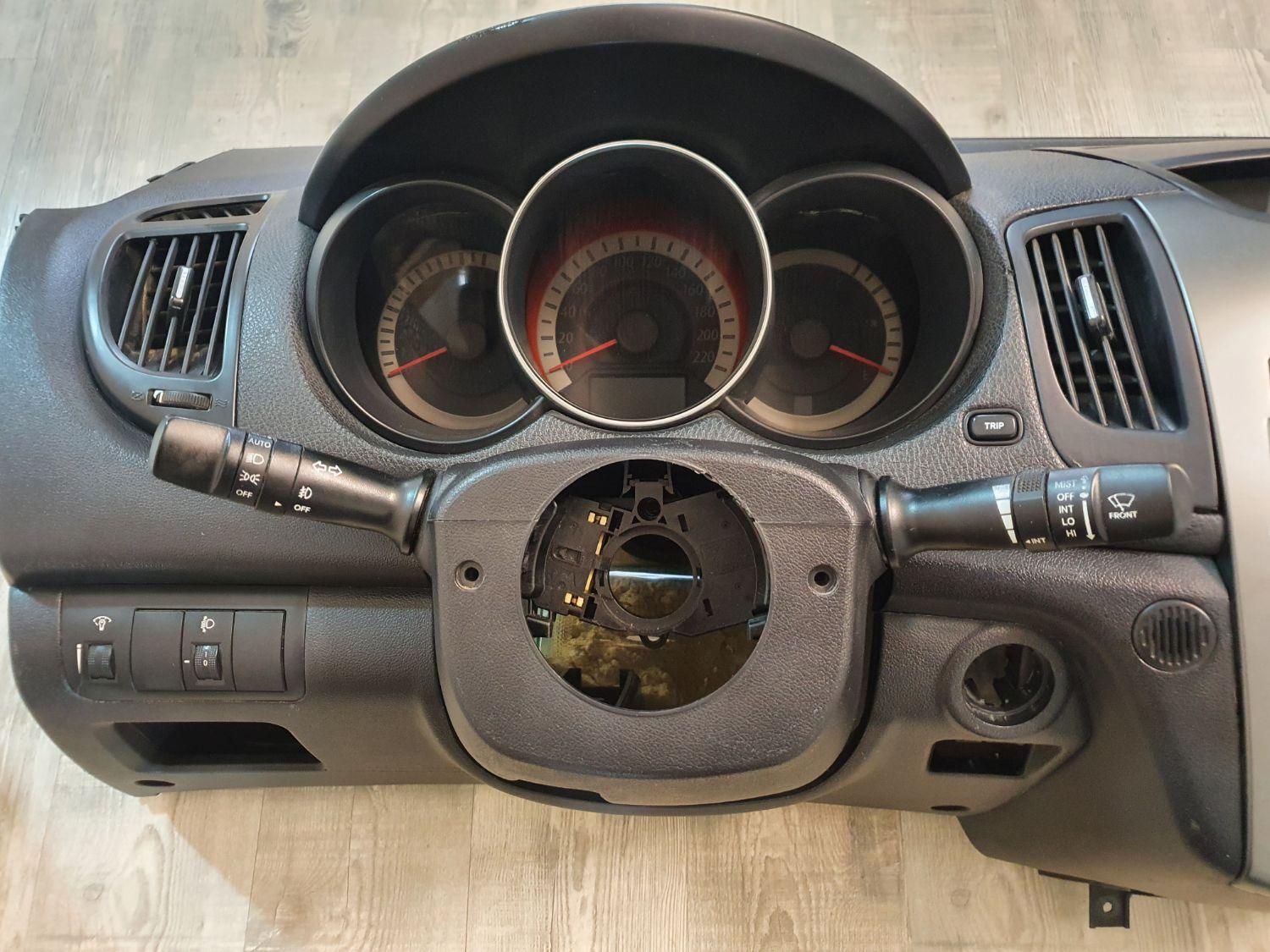 سراتو لوازم استوک داشبورد کامل داخل اتاق و بدنه|قطعات یدکی و لوازم جانبی|مشهد, هنرور|دیوار