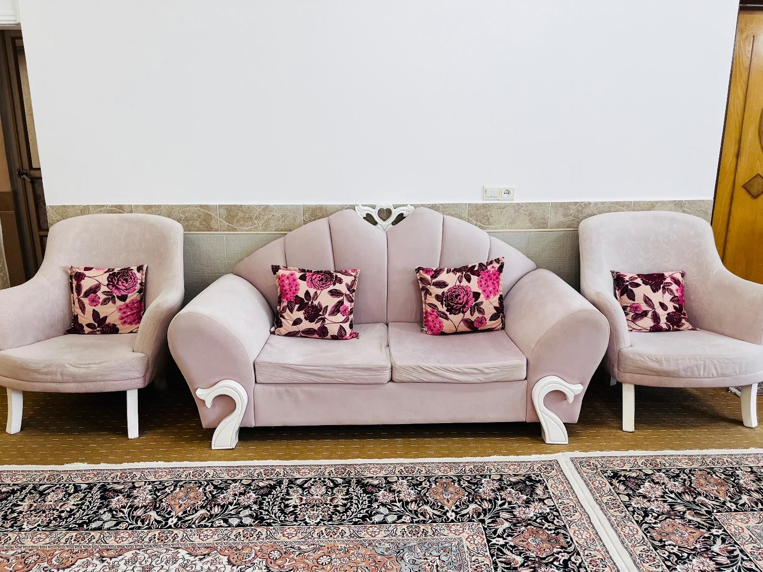 مبلمان همراه با میز ناهار خوری|مبلمان خانگی و میز عسلی|سامان, |دیوار