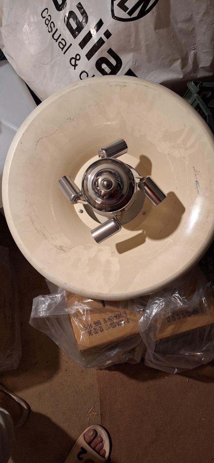 دو عدد لوستر بسیار زیبا و|لوستر و چراغ آویز|کرمان, |دیوار