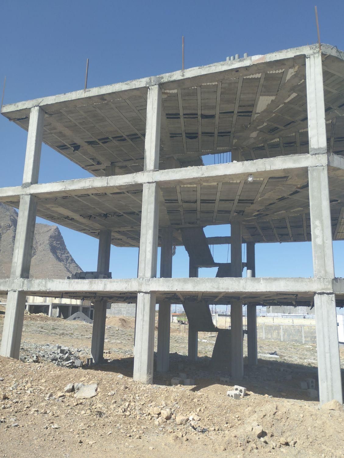 فروش خانه ویلایی ۴۱۰ متری ۲ خوابه|فروش خانه و ویلا|داران, |دیوار