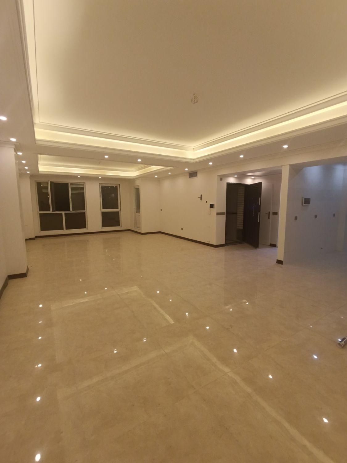 فروش آپارتمان تک واحدی لاله صحرا|فروش آپارتمان|رودهن, |دیوار