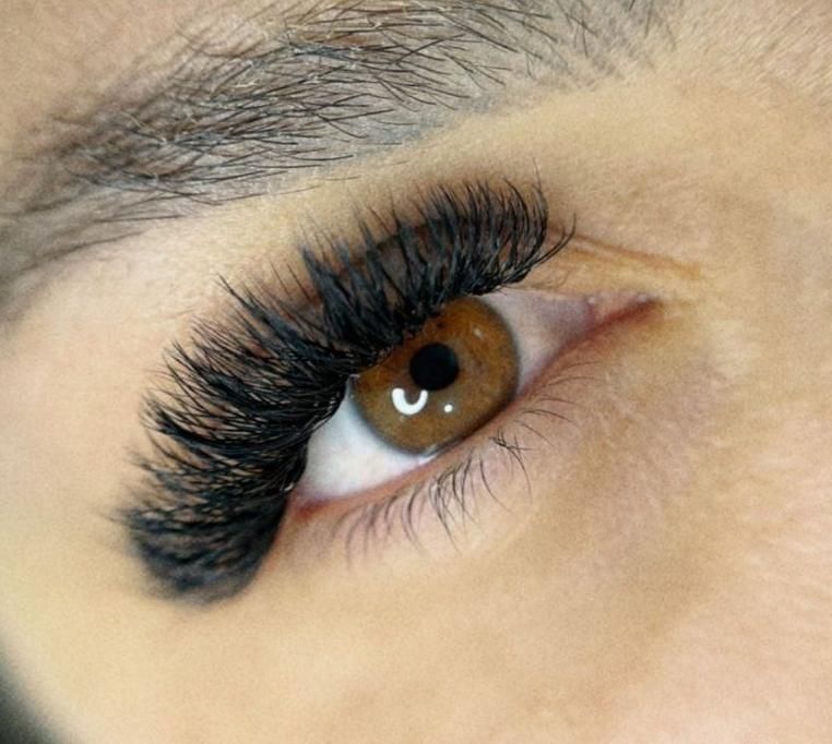 تخفیف کاشت مژه به مدت ۱۰ روز|خدمات آرایشگری و زیبایی|رشت, دیلمان|دیوار